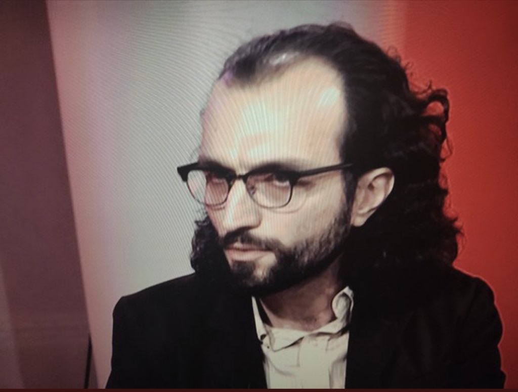 Anti_Fati's tweet photo. واقعا آیت الله بی بی سی این فرازمینیهای خاکستری رو از کجا پیدا میکنه ؟ https://t.co/oCJvFlDd8q