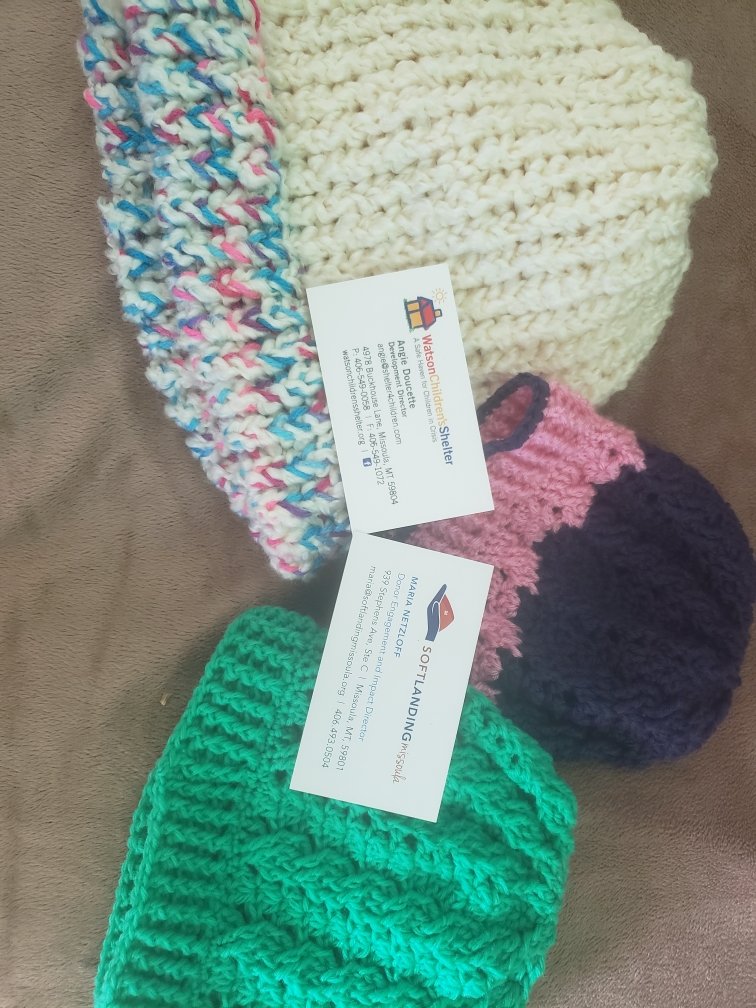 It's that time of year again!!! Donna Curran dropped off 95 of our handmade hats today! Today's deliveries included Soft Landing, Watson's Children Center, Lolo Elementary and The Ronald McDonald House!!!
#lifeatatt