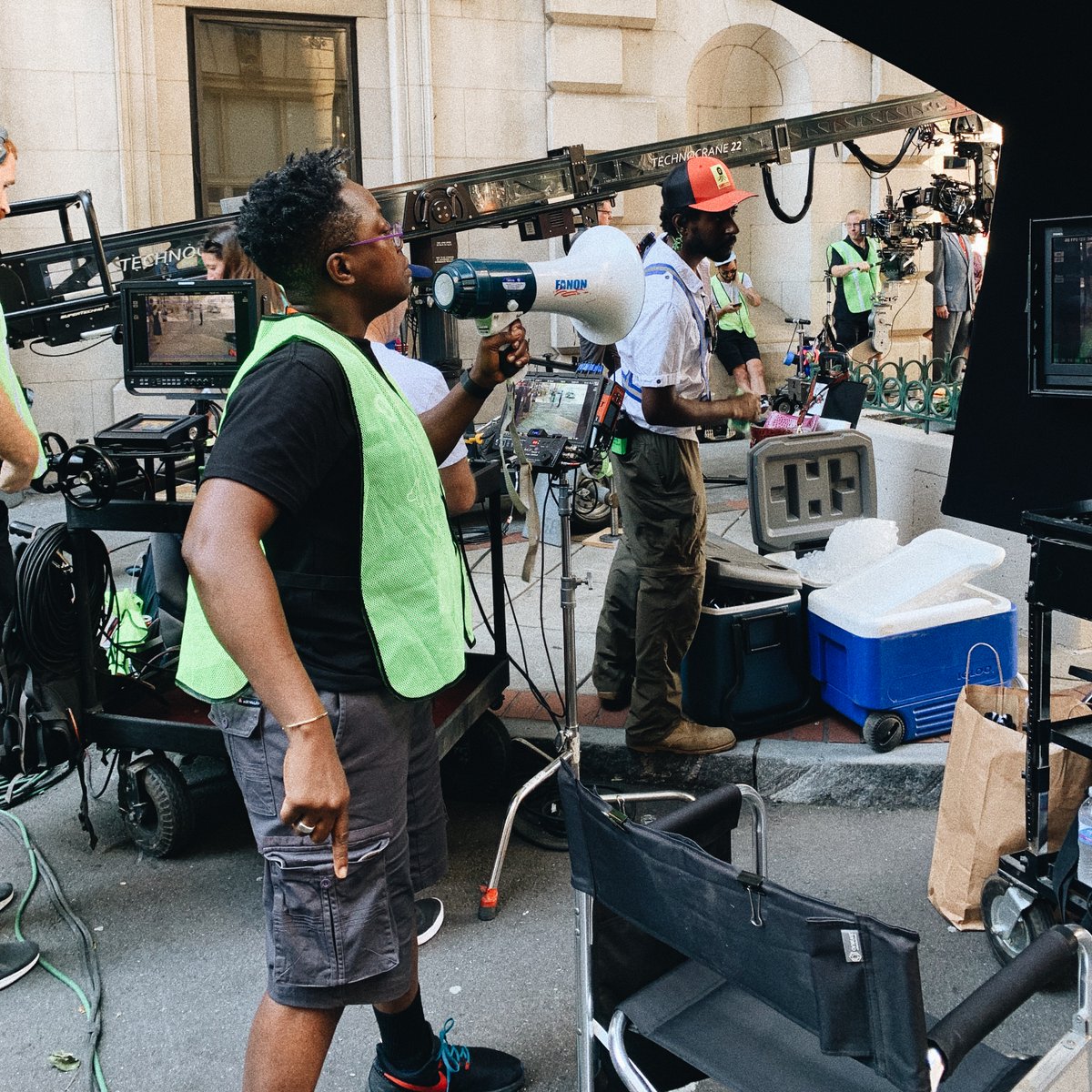 In action 🎬

Behind-the-scenes of episode 5 of @LovecraftHBO. Thank you so much for having me and for letting me help tell the story.

#LovecraftCountry #LovecraftHBO #FemaleFilmmaker #BlackFilmmakers #BlackWomenDirectors #Director #Filmmaker #TV