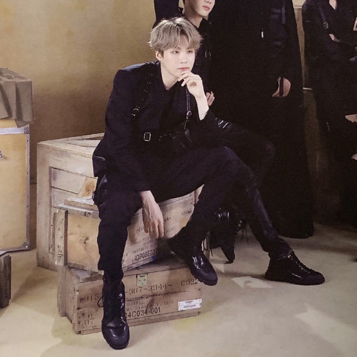 min yoongi? Iconic: thread