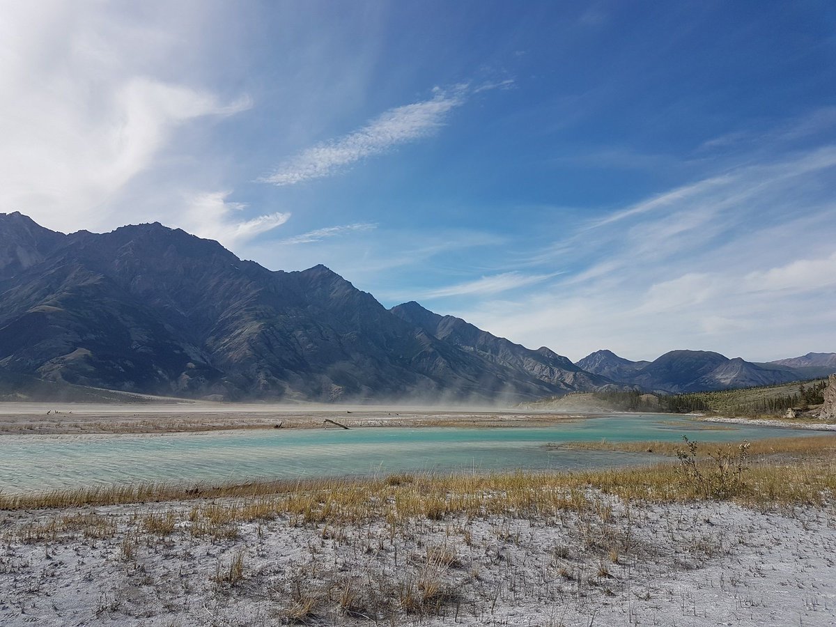 Towards reconciliation: 10 Calls to Action to natural scientists working in Canada buff.ly/3l1wiZq

by @YTPrice_checker, Kate Ballegooyen, Lawrence Ignace, Mary Jane (Gùdia) Johnson &amp; <a href="/Swanson_Lab/">The Swanson Lab</a>

📸: A'ay Chu (By Itself Water) River, Yukon | C. Wong 

#CdnSci #NewPaper