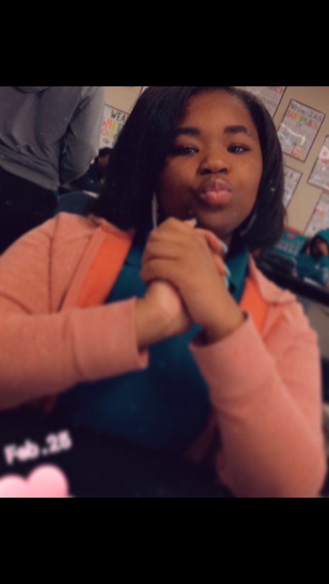 SavPolice's tweet image. #SPDmissing Sakrya Young, 15, was last seen around 4 pm 10/1 in the 1300 block of Cathy Street and was wearing a white floral shirt and light blue shorts. She is estimated to be 5-foot-2 and 130 lbs. If seen, call 911.