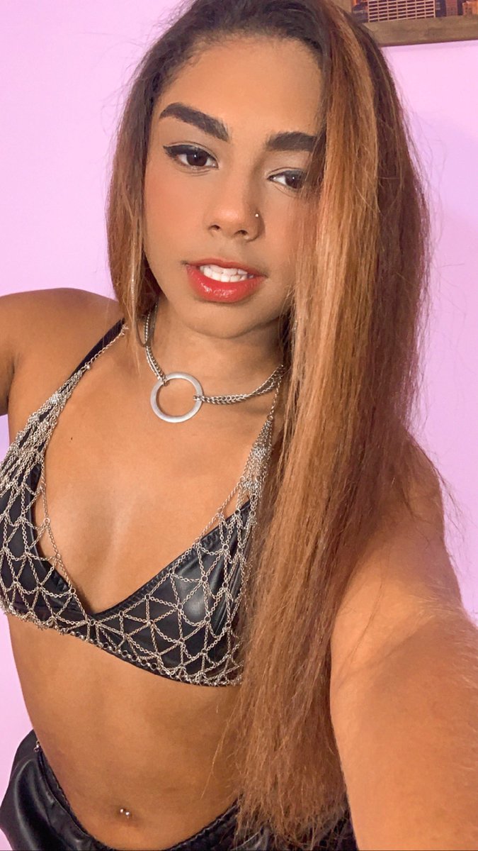 angeloficial's tweet photo. se tu quer boa menina me fala https://t.co/mdh5Cd4zm8