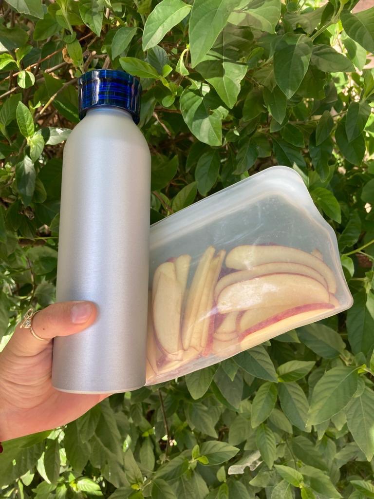 EPockit's tweet photo. Snack sin desperdicios!
#ecopockit #snack #sindesperdicio #ecogreen #ecology #antojos #bolsasdesilicon #reusa #recicla #gogreen #bags #guarda #saludable #plasticfree #reducewaste #cuidaelplaneta #ecofriendly #noplastic #cerobasura 🥒 ♻️🌱 https://t.co/jetBTo8Zmz