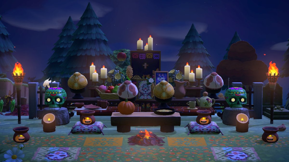 mandarined's tweet image. Esta es la ofrenda de Día de Muertos que hice en #AnimalCrossingNewHorizons, no hay muchas cosas que se puedan usar pero creo que quedó bien y como sé que es diferente en cada región, yo nomás la hice parecida a la que hace mi abuelita :)