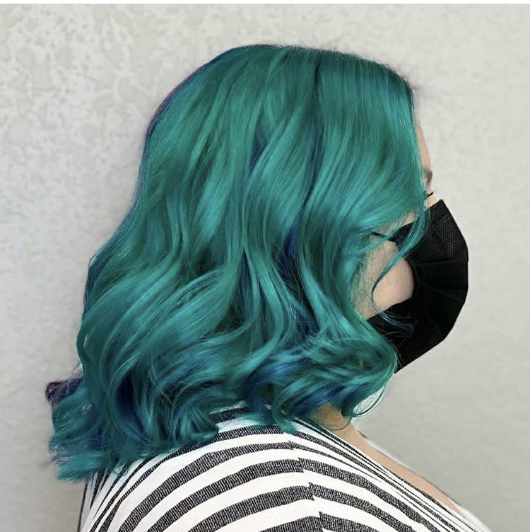SammyJean95's tweet photo. Got my hair done!! #spookyseason #Halloween2020 https://t.co/gWwXl6gDUJ