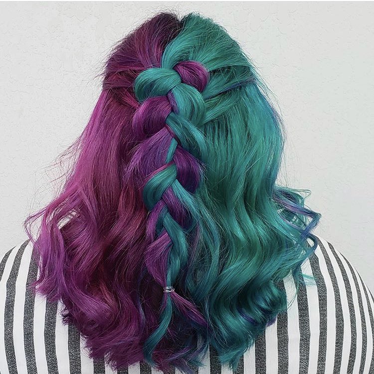 SammyJean95's tweet photo. Got my hair done!! #spookyseason #Halloween2020 https://t.co/gWwXl6gDUJ