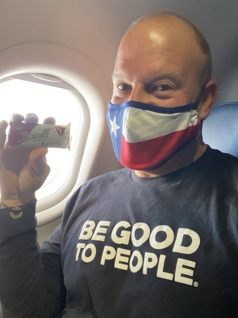 ed_howie's tweet photo. My kind of HAPPY HOUR!!  Sunset flight from SAT to ATL on @Delta , and @BiscoffCookies always taste best at 37,000 feet... @Delta thanks for always Being Good To People, especially now. Tough times call for kinder souls. @begoodtopeople @myintent #stewardship #joybegetsjoy #2M https://t.co/StozzBQbKU