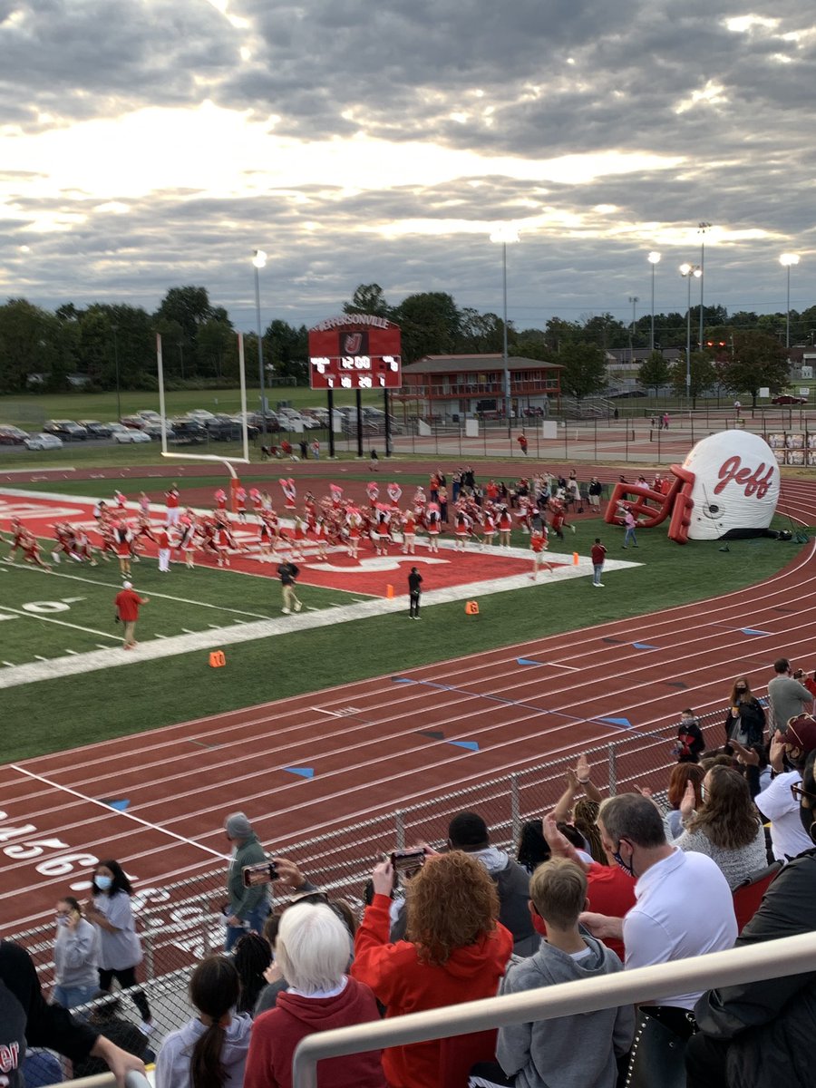 jeffmayoroffice's tweet photo. Who’s ready for some football? Retired Fire Chief Eric Hedrick joined Mike to watch @jeffreddevils @RedDevils_WJHI home opener tonight against Madison on the new the turf @JeffHighSports. #JeffRedDevils #RedPrideFootball https://t.co/tP84JQiOnm