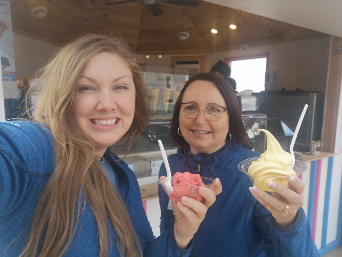 haynes_karrie's tweet photo. Here we are at DANNY'S ICECREAM HUT! We brought our donations &amp; enjoying some AMAZING ICE CREAM. 100% proceeds to Port Cares!
#PORTicipate #fooddonations #icecream #meridiancu https://t.co/r798p9Oz5s