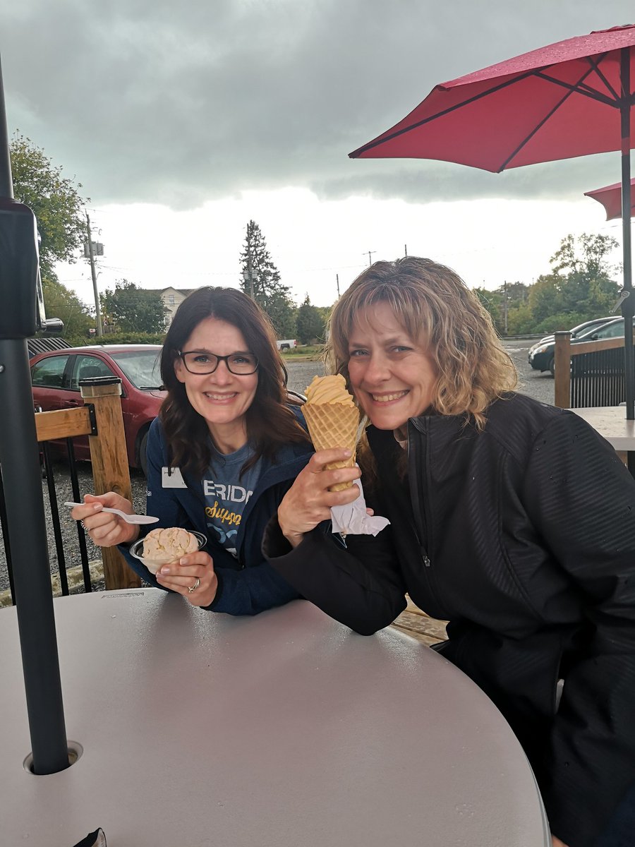 Here we are at DANNY'S ICECREAM HUT! We brought our donations &amp; enjoying some AMAZING ICE CREAM. 100% proceeds to Port Cares!
#PORTicipate #fooddonations #icecream #meridiancu