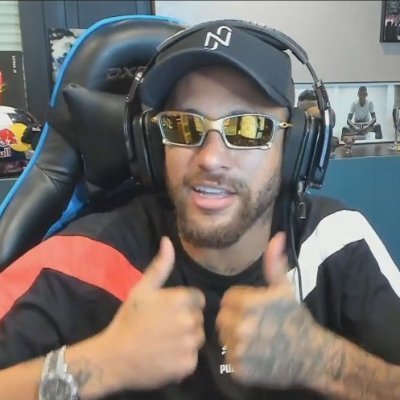 njdmarlon's tweet photo. Ontem: Neymar gamer, mas de 100K na live dele na Twitch. // Hoje: Neymar jogador, meteu 2 gols, fora o baile em campo, esse homem é completo! https://t.co/FrIQBmFM0i