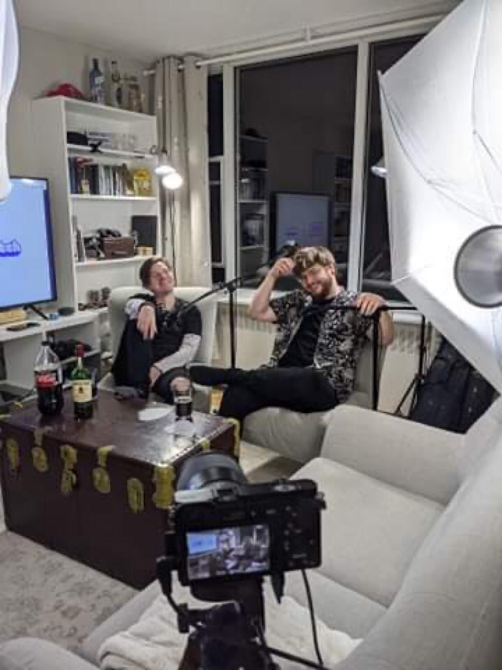 Hotfix_Podcast's tweet photo. New #podcast setup. We are off and looking mighty fine if I do say so myself. @Brant_TV @ShadyLurk3r https://t.co/EN2HGuQTQs
