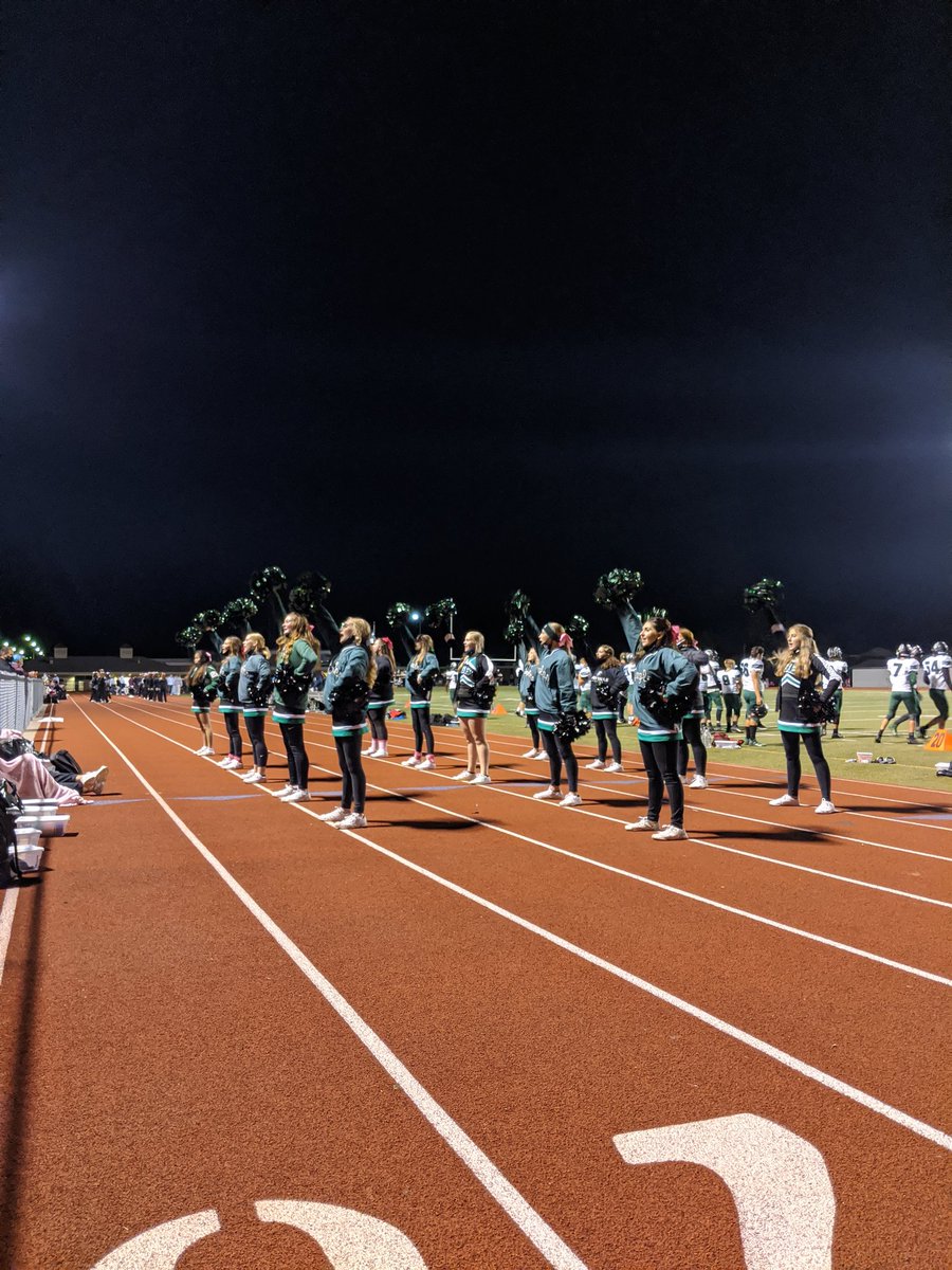 CheerOFHS's tweet image. Cheering on @OFHSfootball vs St. Charles West. 📣🦅 Let's go, Eagles!