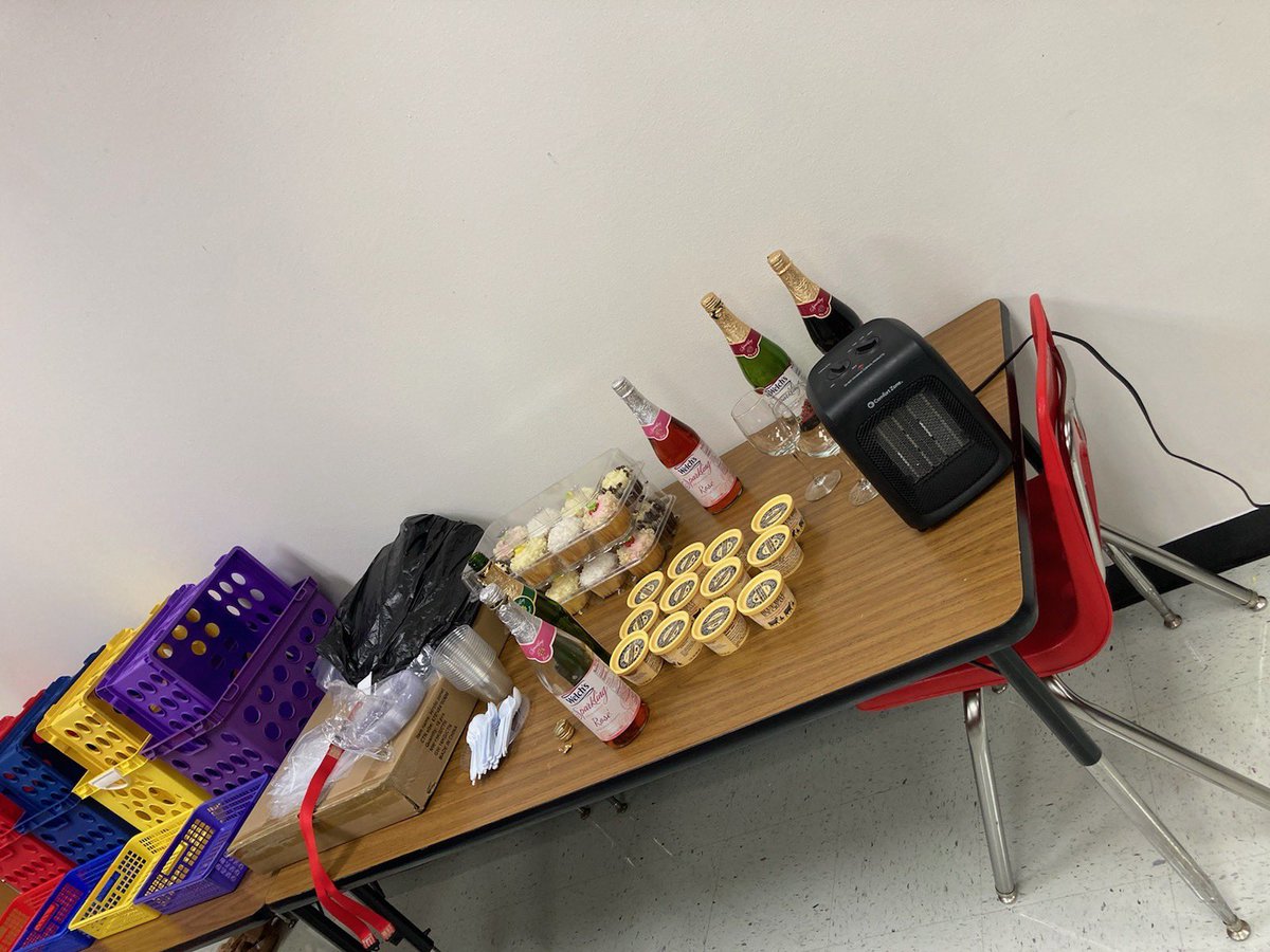 Tameca Ward (@tamward_1913) on Twitter photo <a href="/QMSSTARS/">Raul Quintanilla Sr. Middle School STEAM Academy</a> Celebrating the best custodial team in the business. With Corona and all the changes brought about, they have not complained about the extra work. Thank you! <a href="/QMSSTARS/">Raul Quintanilla Sr. Middle School STEAM Academy</a> Celebrating the best custodial team in the business. With Corona and all the changes brought about, they have not complained about the extra work. Thank you!