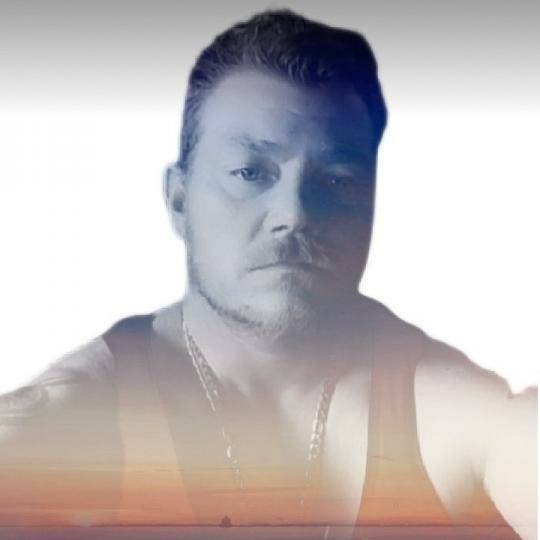 Come and see loading-------------'s live in #LiveMe:Click for fun!
lm.ink/gyag4mz4vexQm