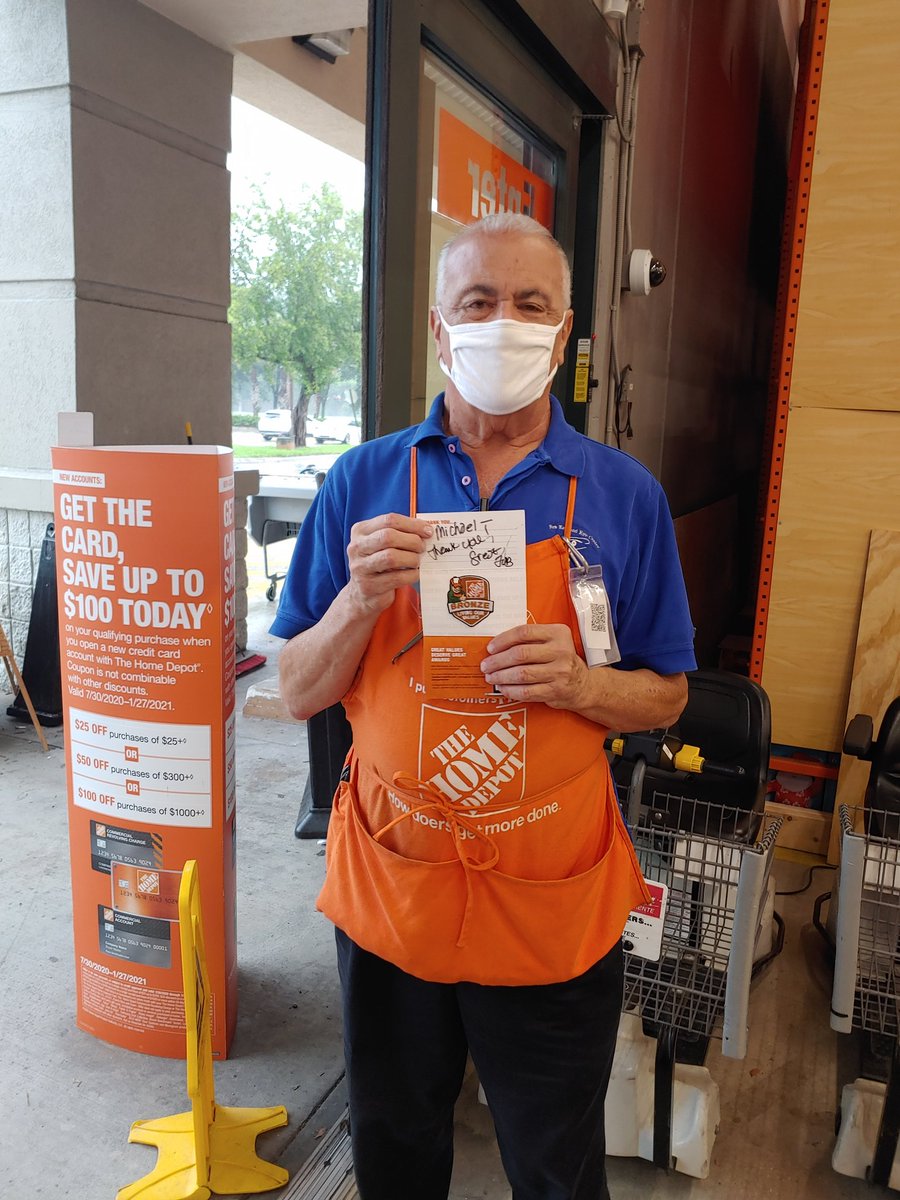 EricG90850975's tweet photo. #Congratulations !!! Tenure badges and milestone badges for Michael our #greeter &amp; #backupcashier . Malisa or #superstar , and  Diane &amp; Dede on 1 year with #thisgreatcompany . #ThankYou , #takingcareofourpeople , #creatingshareholdervalue ,#SSDRocks https://t.co/nnWLrcTsBB