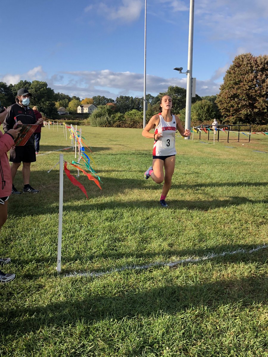 XC_Project's tweet photo. Finally off and running at our first meet today. Maci Chapman shows that all her hard work paid off with her 2nd place finish in a 22-34 win over Billerica. Way to go Maci! #XCProject #podiumfinish https://t.co/uzdKLwCgNo