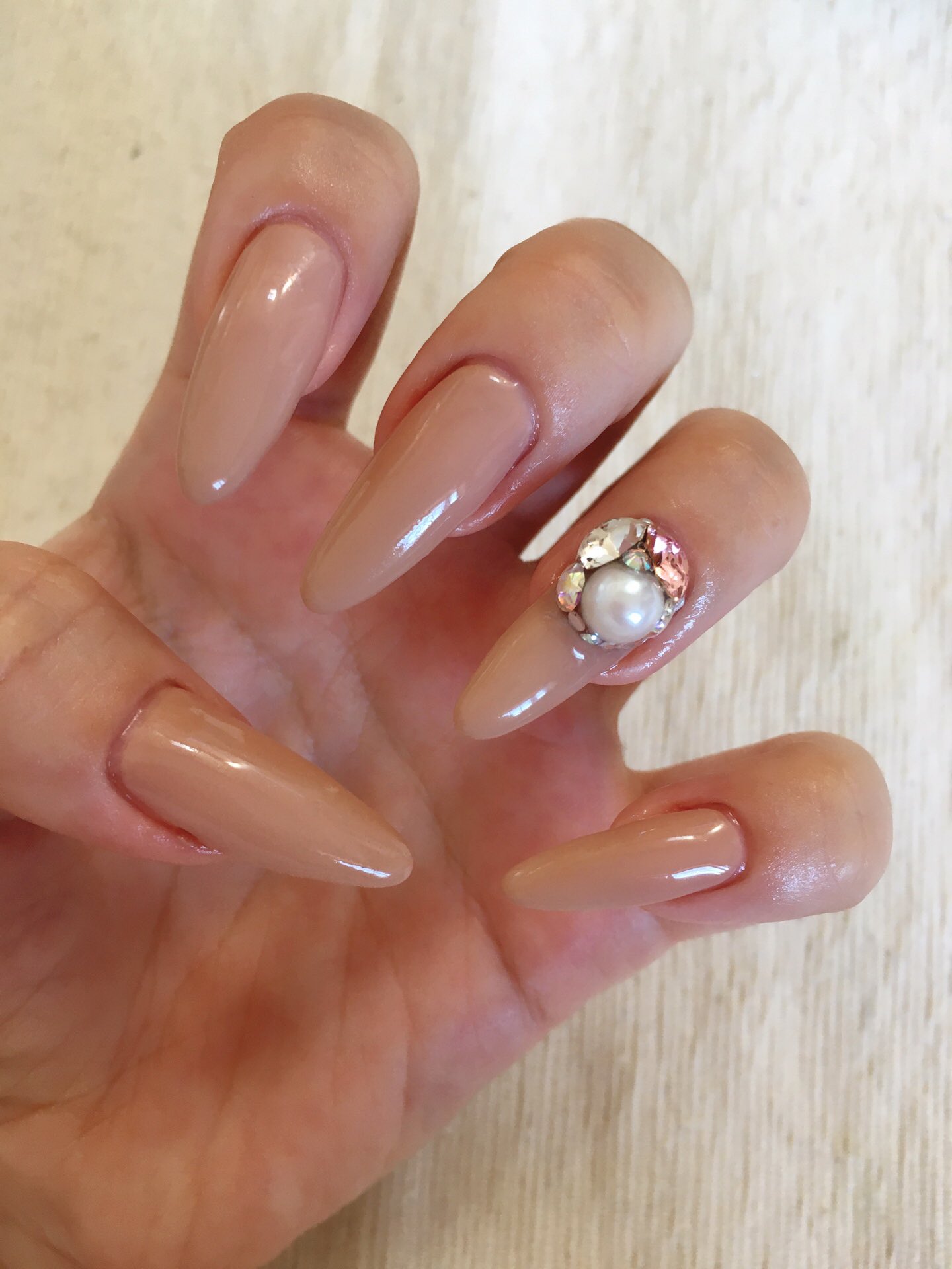 تويتر Sharon S Nails على تويتر ワンカラー ヌード ジェル ネイル ジェルネイル ミスミラージュ ミスミラージュジェル ワンカラー シンプルネイル ヌードカラー Vカット キラキラネイル 大人ネイル 可愛いネイル 青梅線 福生 福生ネイル 福生ネイルサロン 福生