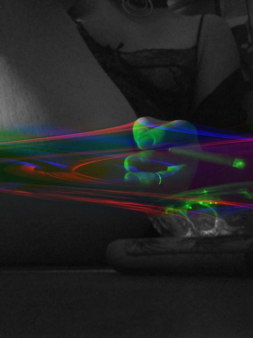 I cannot WAIT to show you the #aesthetic I've got going for my @friskvip. Hopefully will be approved