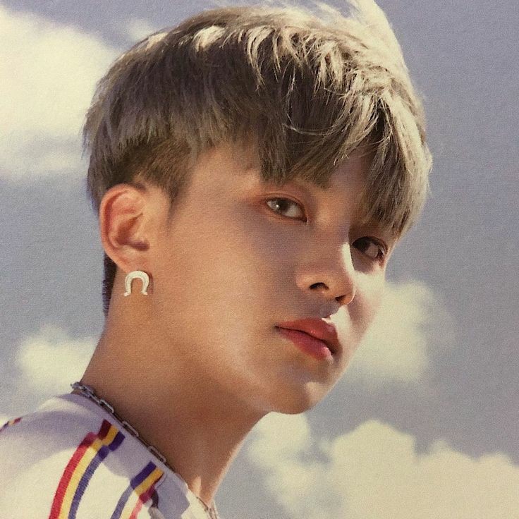 jongho's natural skin tone; a thread #JONGHO  #최종호  #ATEEZ  #에이티즈