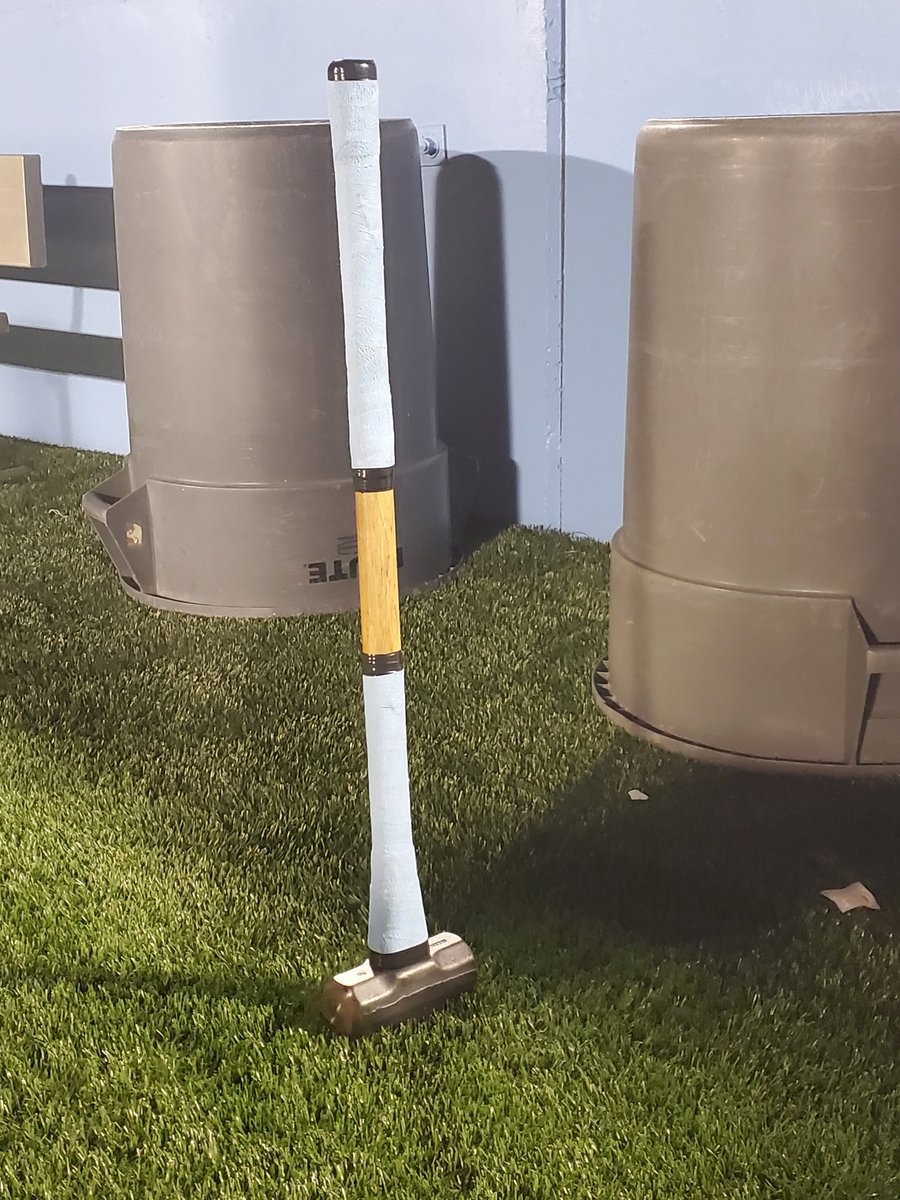tbanks1906's tweet photo. If you know me...
Then you know what this means....
1-0 in the Region.
#30Strong
#N2B
#BlueAngelO
And oh yea....#BringTheHammer https://t.co/7gdDR57Ztg
