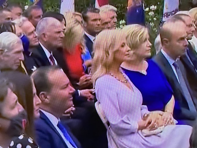 https://pbs.twimg.com/media/EjXtfr5XsAE3hug?format=jpg&amp;name=small