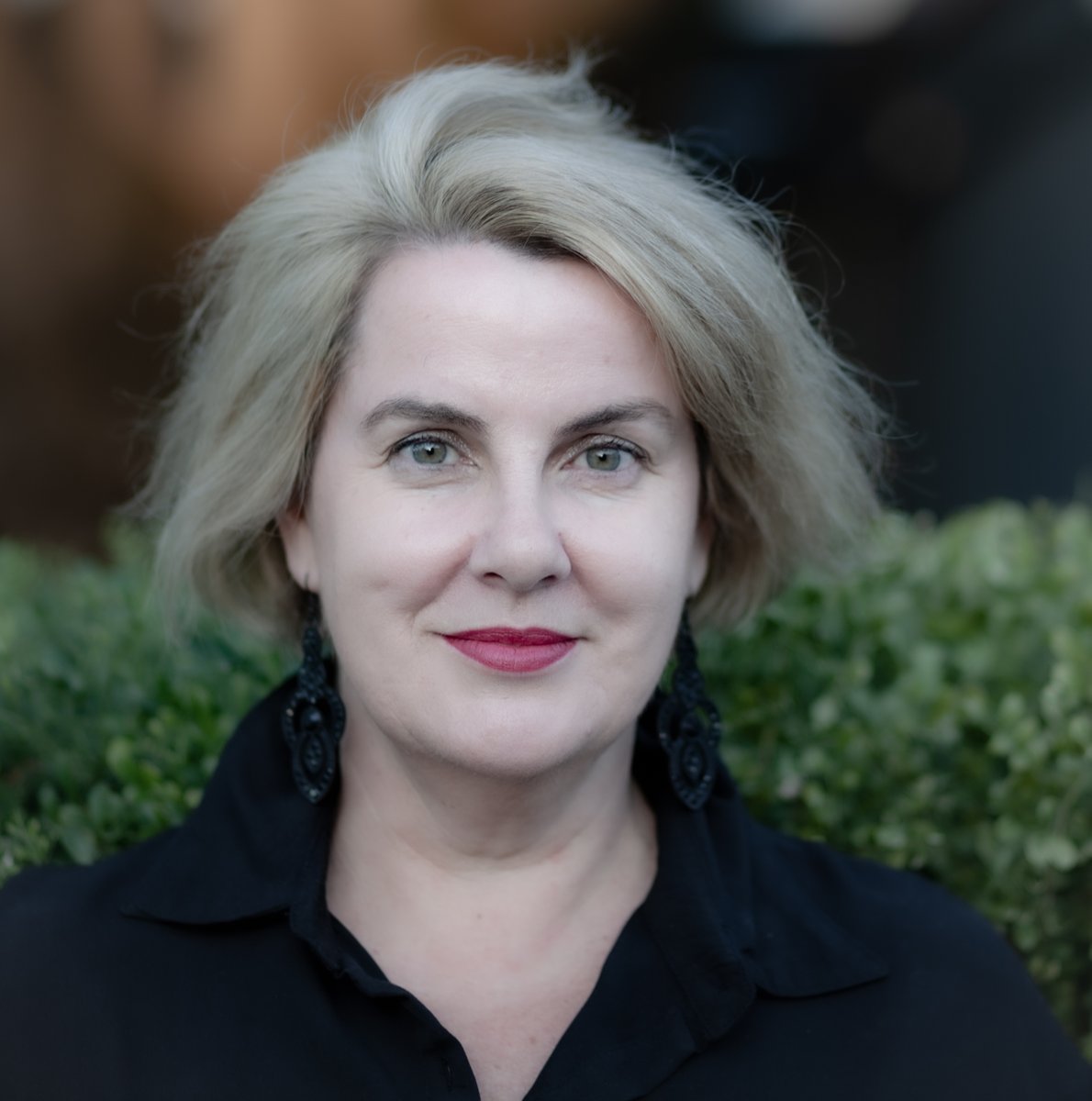 qldpoetry's tweet photo. As we bring our #PanaceaPoets series gently to a close, we're pulling out all the stops to celebrate – with a plenitude of curative performanceskicking off October.
Today's feature is Brisbane's own Jane Frank: https://t.co/j8FUxNshf3. https://t.co/ztmkwZLvsz