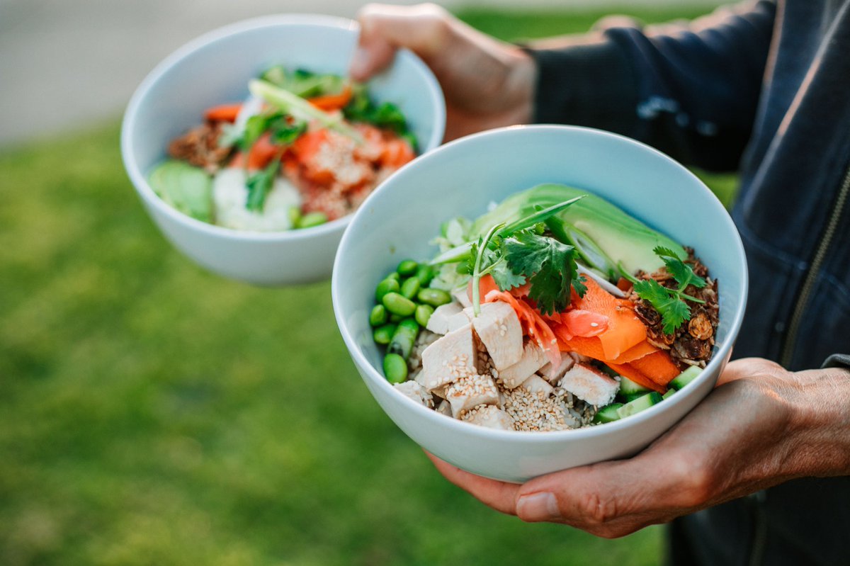 witsupcom's tweet photo. Witsup Kona Cooking Show!

Do you like Pina Coladas + getting caught making poke + açai bowls?

Join #SupportiveDude Chef Bretty + special guests next week to get the taste of being in Kona

Live on FB
US - Fri 9th 5pm PDT/8pm EDT
AUS - Sat 10th 11am AEDT

Stay tuned for more ... https://t.co/8HaCpRzZht