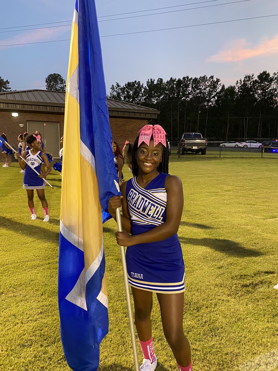 BowsBradwell's tweet photo. Almost that time!!!! Kick-off! Let’s go, Tigers! https://t.co/VaoREbXpIG
