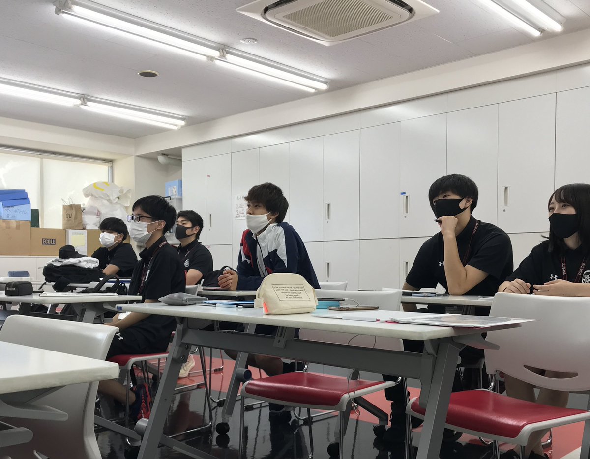 jikeitsr's tweet photo. 【土曜日パーソナルトレーニング】
1年生が来年のデビューの為に猛勉強中✨
現場学習だけでなく座学も行っています!!
逸材が生まれる予感...??🤔
↓↓↓パーソナルトレーニング予約↓↓↓
https://t.co/KAaTzOdtcQ
#パーソナルトレーナー
#CLUBTSR
#Bリーグ開幕
#パーソナルトレーニング https://t.co/xFG7BYLbbf