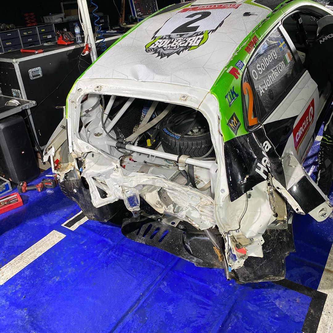 OliverSolberg01's tweet image. Before 💥 vs. after 💯! Incredible job by the team to get this all fixed overnight 🙌🙌 over 13 hours work and we're back in business at #RallyFafeMontelongo! Let's do this 🐺 getting ready for SS1 now! 💪