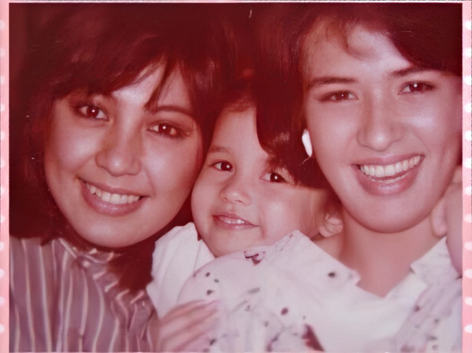 bibikarylle's tweet photo. Mostly baby @anakarylle with her Mama @zsazsapadilla 😻 Fourth pic is with the other guest on today’s event, Ms. Sharon Cuneta!!

KARYLLExZSAZSA GabayGuro https://t.co/5ay2CHjn62