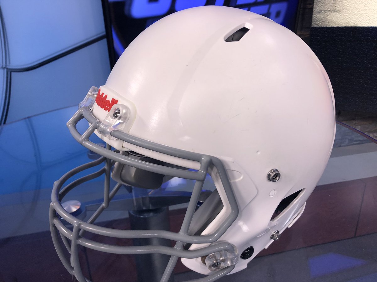 DylanScottTV's tweet photo. 3 hours in the trenches &amp; lots of Goo Gone later, we start anew. See you next Friday night for the Fever! #FFF #OneWeek #CountItDown @KOAA https://t.co/ZHiA0mLwCs