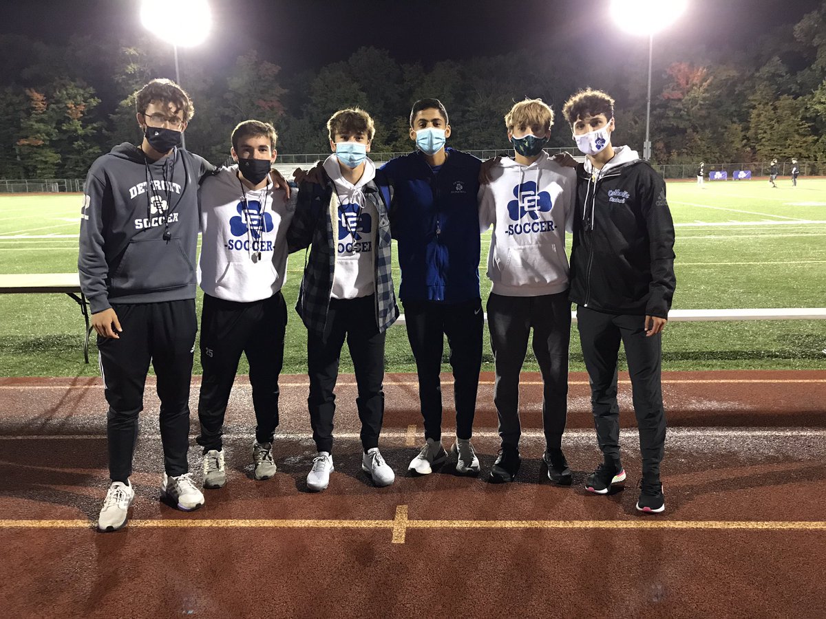 Shamstock 2020 is in the books! Thank you to everyone who helped make it a success, especially our refs. Congrats to our Champs from both divisions!