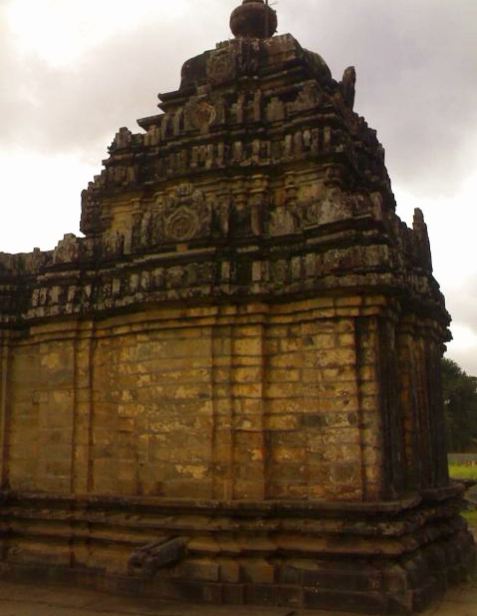 A 12th-century statesman, philosopher, poet, Lingayat saint .The temple at Tamboor is an important center of pilgrimage for people of the Lingayat faith. In the 12th century, the Chalukya and Ganga dynasties ruled there.