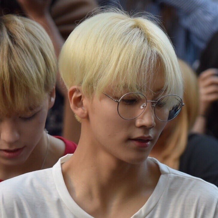 unwhitewashed Yoon Jeonghan— a necessary thread