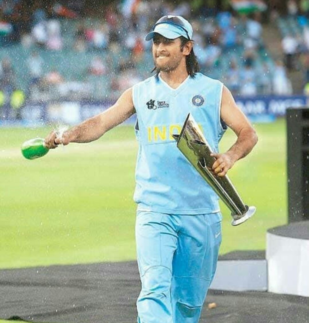 Finally Dhoni retired from international cricket Msdian forever 