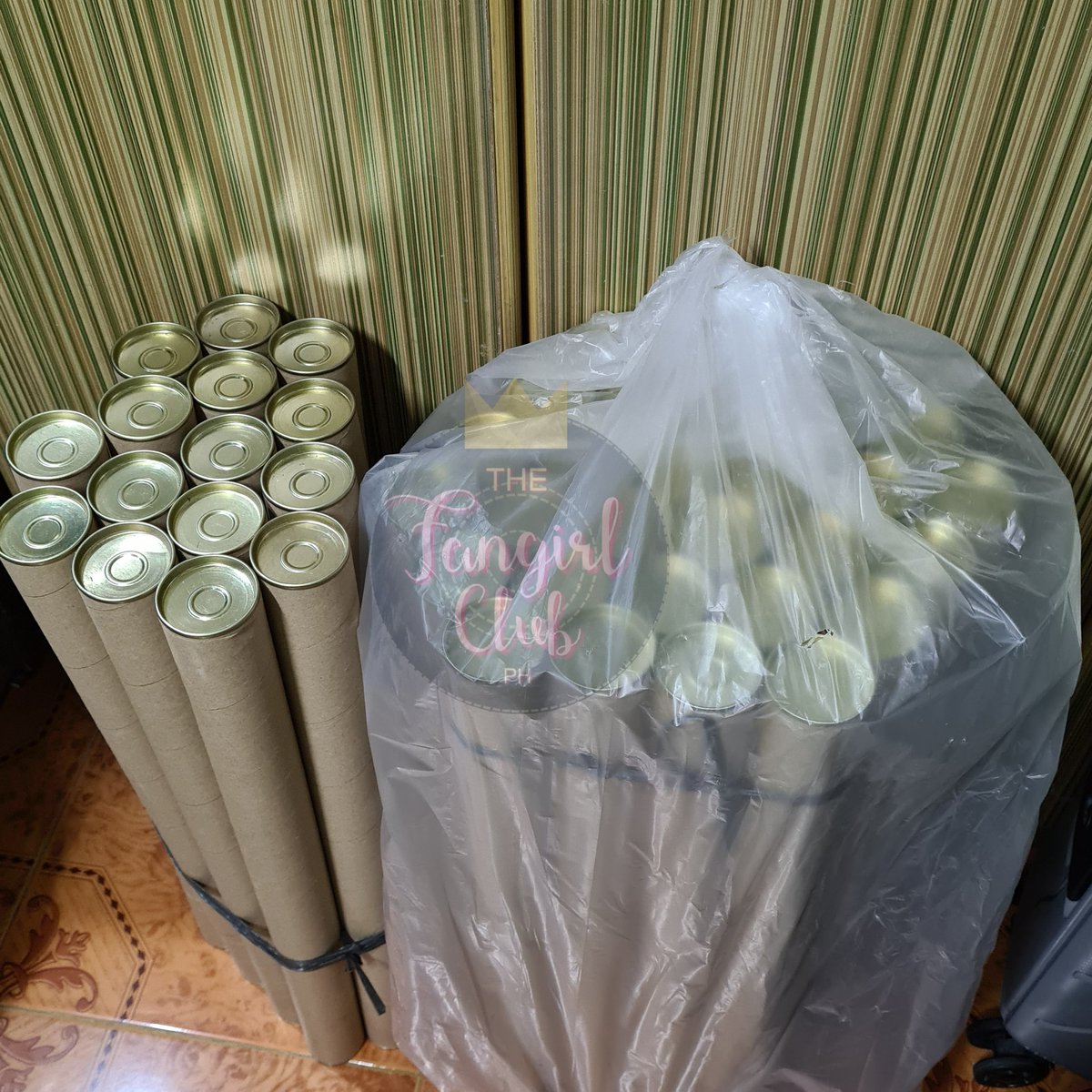 HappyFansCorner's tweet photo. Hi guys! We are selling poster tubes!
Please see actual pics and prices below
⬇️⬇️⬇️
#TFCPH_Onhand
#Postertubes https://t.co/w1fBIgxGOr