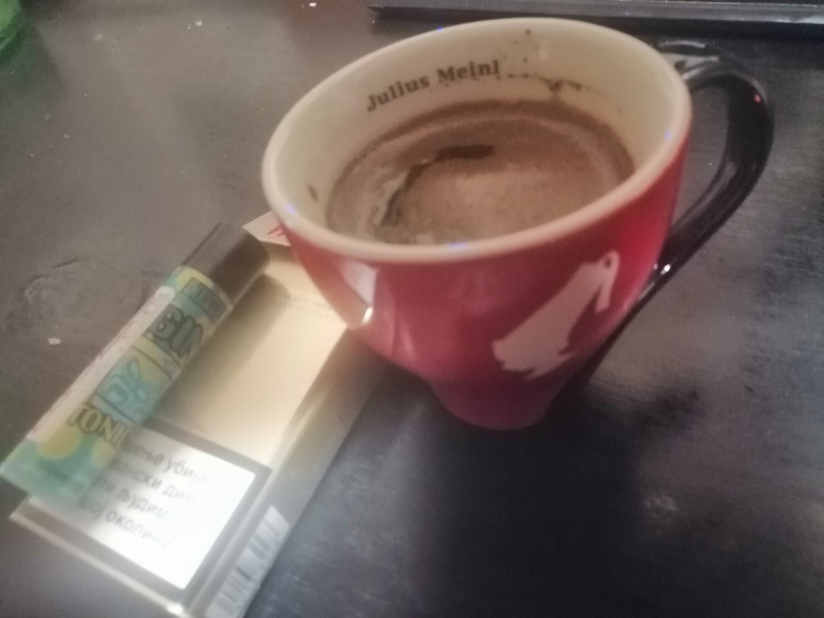 MaKomeMajku's tweet photo. Jutrić, fukica i ta sranja..👀☕🚬 #Merdita https://t.co/ud1AP0LIXs