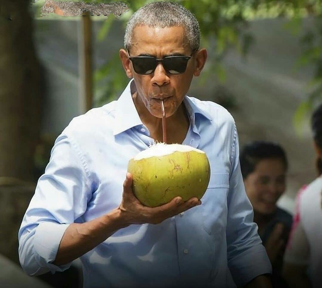SiddhiGour2's tweet photo. Simplicity is also a fashion, but everyone can't afford it.
😁😎
@BarackObama @SiddhiGour2
#simplifylife
#beinyourlimits
#SGians https://t.co/6jLs5POcpc