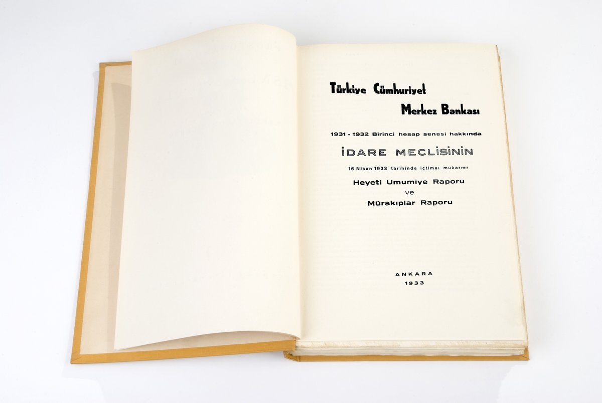 Merkez Bankasının faaliyete başlamasının 89. yıl dönümünü büyük bir gururla kutluyoruz. Merkez Bankası tarihine ışık tutan ve kuruluşundan itibaren yayımlanan tüm Yıllık Faaliyet Raporlarına bit.ly/33d9e40 bağlantısından ulaşabilirsiniz.