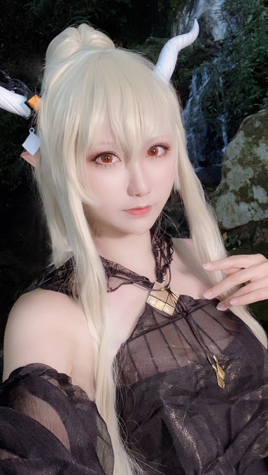 Twitterのコスプレ画像6