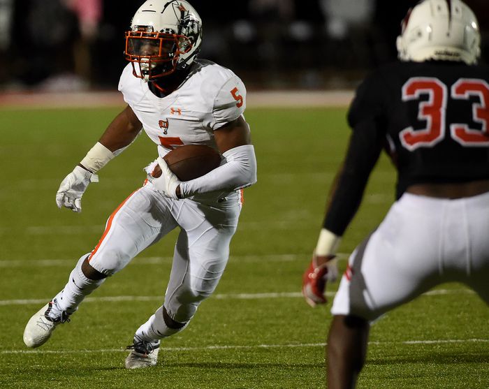 Evrythngcnts's tweet photo. Hoover Bucs OLBs vs Hewitt 2020
#everythingcounts #consideritjoy #ironsharpensiron
@marcusw5_ @DjEstes6 ☠️🏈 https://t.co/39xt4z1vZh