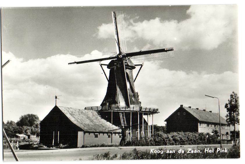 Eriksgaap's tweet photo. Omdat de Koogse oliemolen Het Pink vandaag vierhonderd jaar bestaat een kort filmpje uit 1943, over de openstelling van de molen na een restauratie. https://t.co/w43d3KNAPq https://t.co/T1HIKNrqJ5
