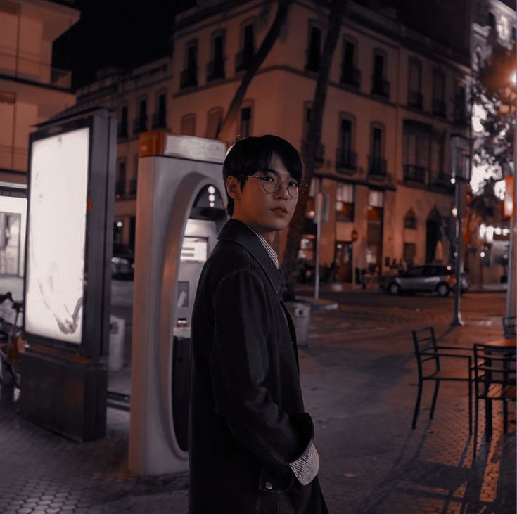 Saya baru main rp disini, ada yang mau ngajarin saya?

Mutualan? rt/like
Fambest? dm

#roleplayerkpop  #roleplayer #roleplayerindo