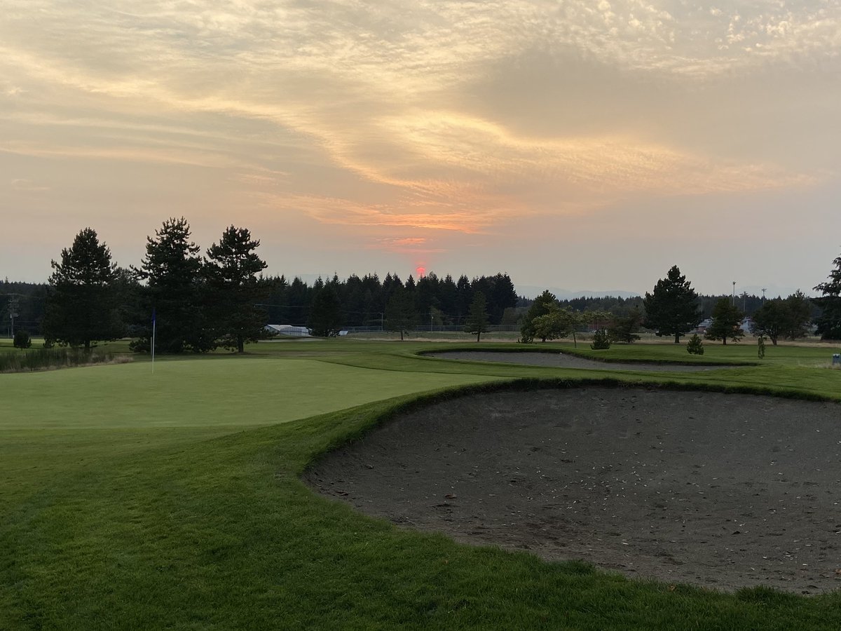 Another fantastic fall evening <a href="/GolfGG/">Glacier Greens Golf Club</a>