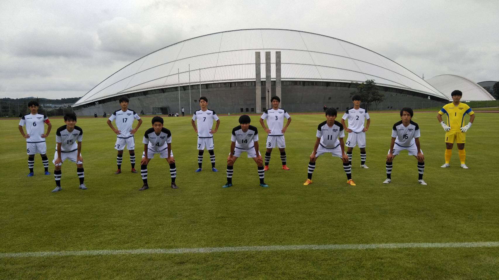 青森大学サッカー部 10 3 土 東北大学サッカーリーグ1部第3節 青森大学vs仙台大学0 2 次節 10 10 土 Vs 東北大学 10 00 会場 松島フットボールセンター 今後とも応援よろしくお願いします T Co Wzqfovd3do Twitter
