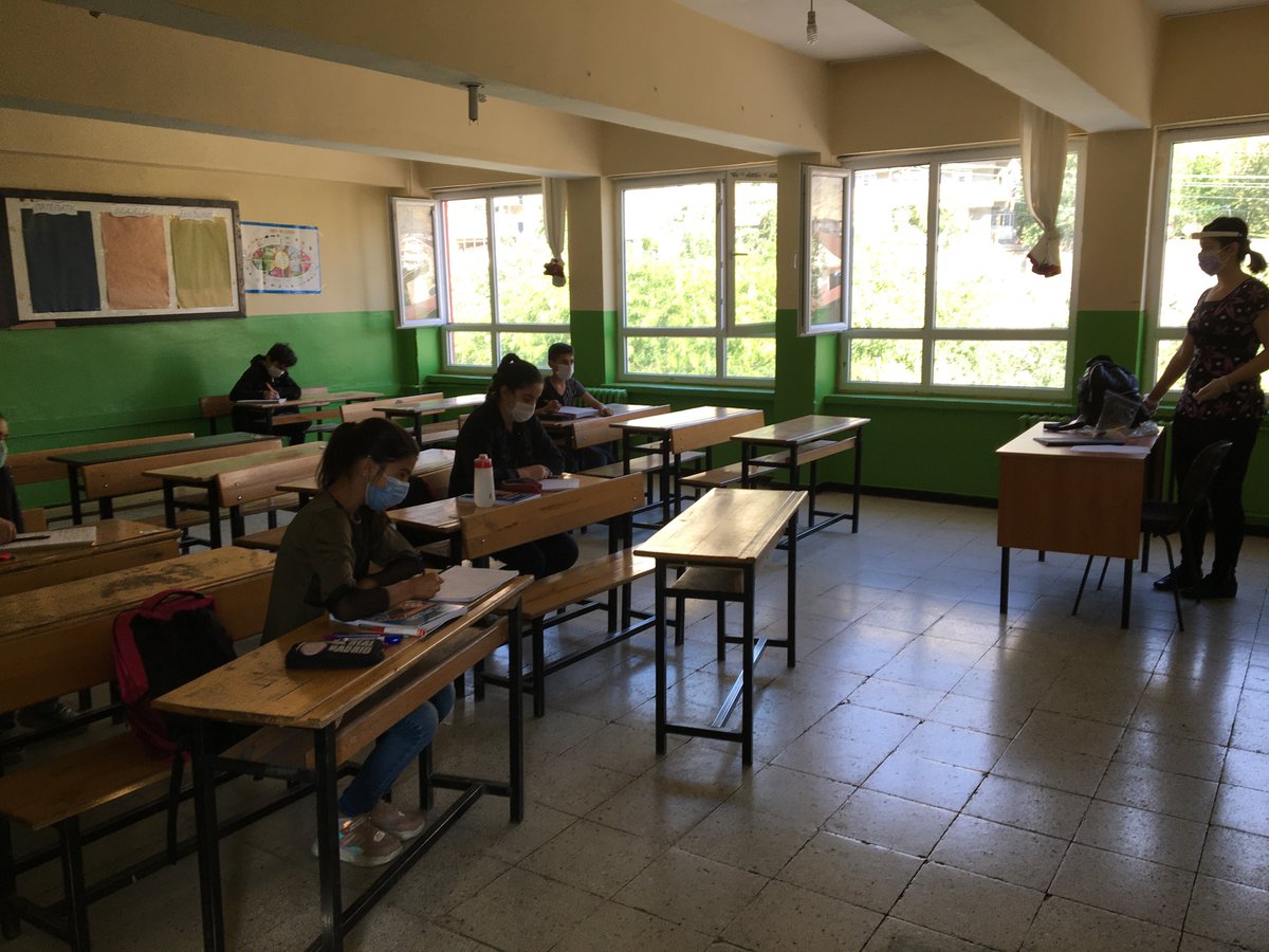 tobb_ilk's tweet photo. Dyk kurslarımız hijyen ,mesafe ve maske kurallarına uygun olarak devam etmektedir. Okulları hep beraber açacağız .  @BilalGr2 @Hakkari_MEM https://t.co/SoPLIKNqNP