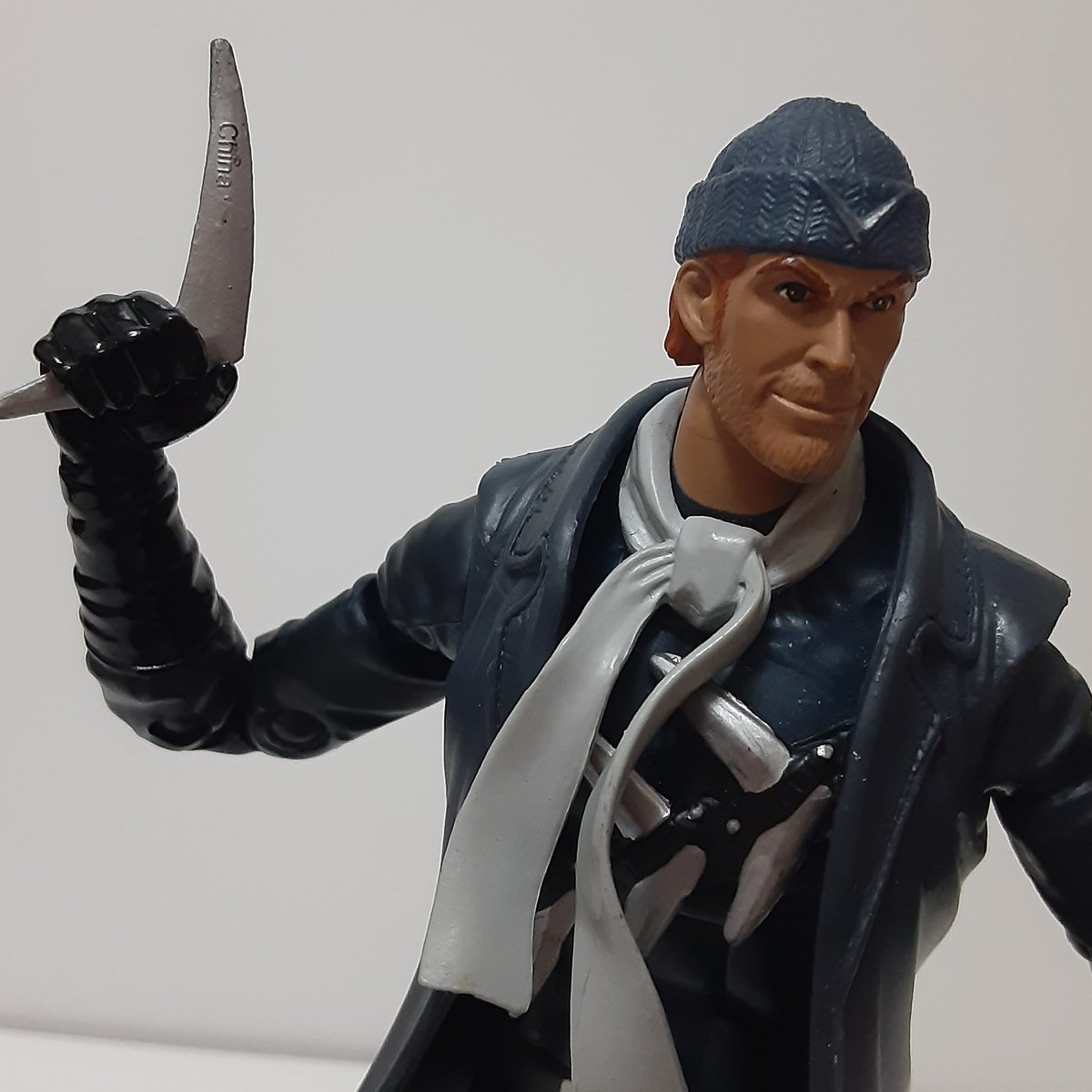  #toytober 10/3DC universe Classics Wave 18 Captain Boomerang (2011)Based off his appearance in the Brightest Day maxi-series, this Flash rogue is a rare occurence in the DC Universe Classics line, having both double-jointed knees and elbows.